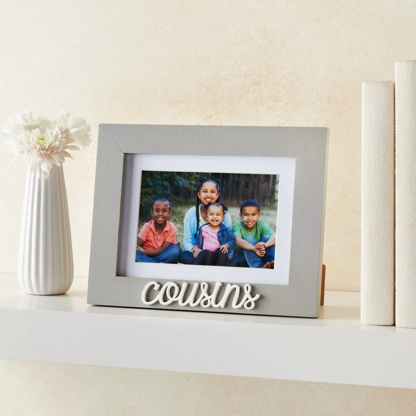 Gray Cousins Picture Frame for 4x6 and 5x7 Inch Photos